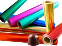 Rolle farbige Pralinenfolie 52cm breit auf Kern gewickelt in 21 Farben als farbige Aluminiumfolie
